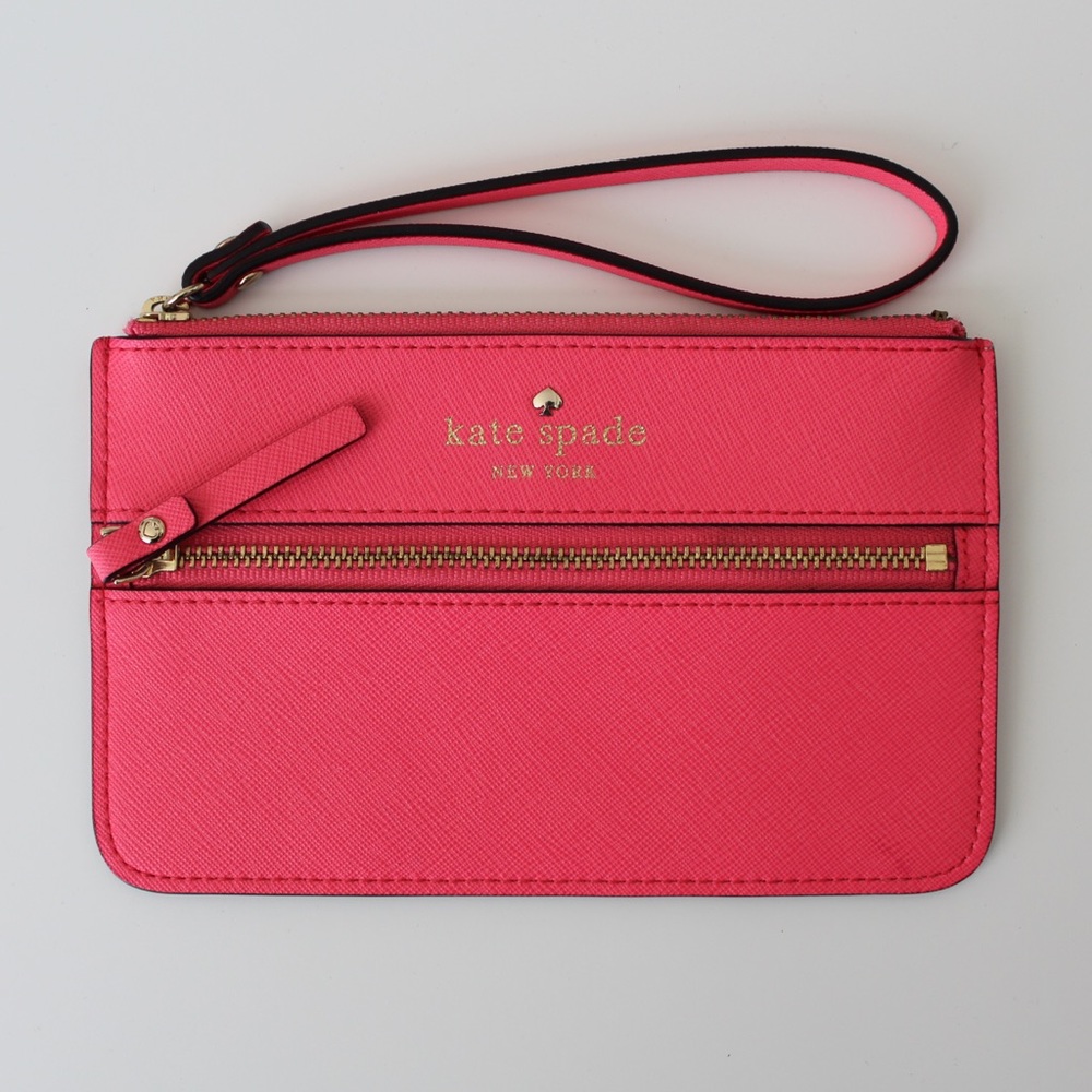 Kate Spade Wristlet - Picture 1 of 4